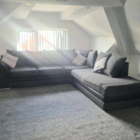 Deluxe Apartments On Mersey One Blackpool Exterior photo